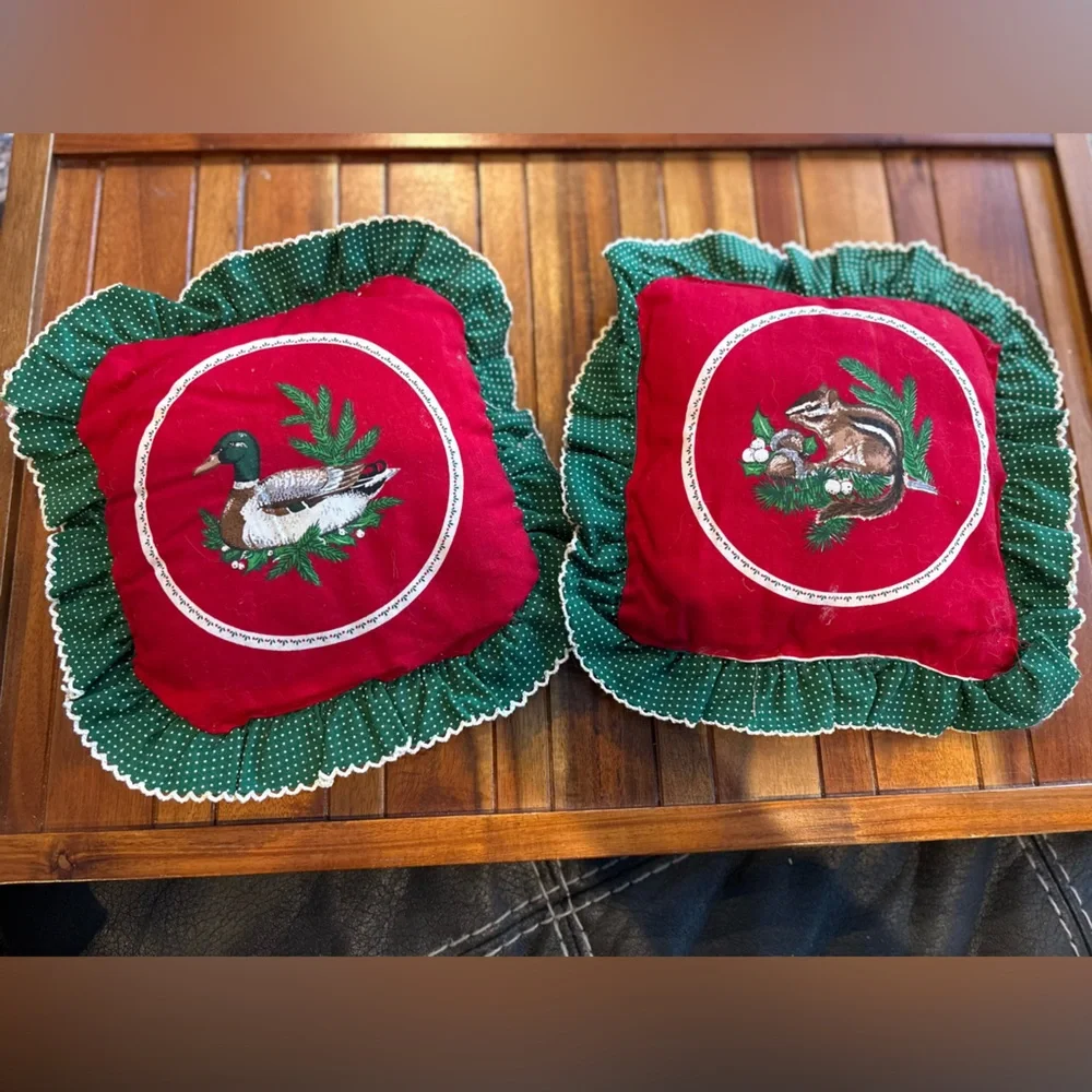 Vintage Double Sided Quilted Wildlife Throw Pillow Set Cottage core Holiday